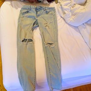 american eagle ripped jeans